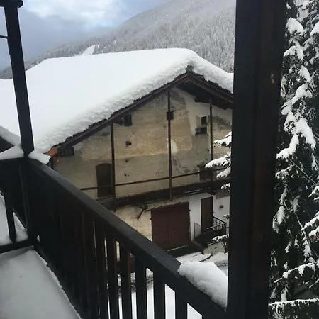 Lo Scudo D'italia 아파트